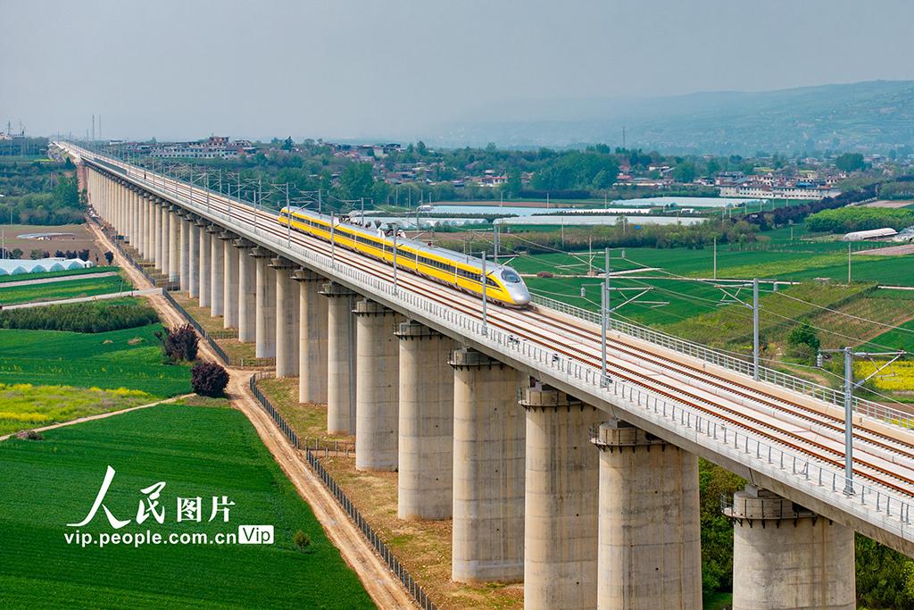 陕西：西十高铁启动时速385公里提速试验【5】